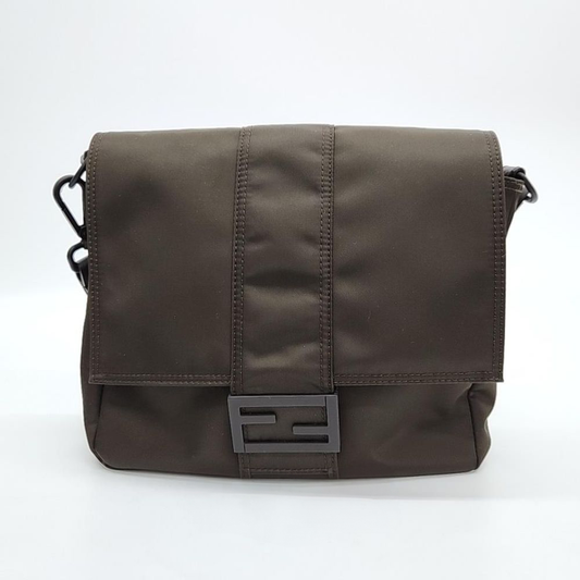 Fendi Baguette Messenger Bag Medium (7523739)