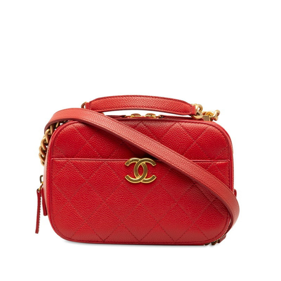 Chanel Padded Leather Handbag in Good Condition