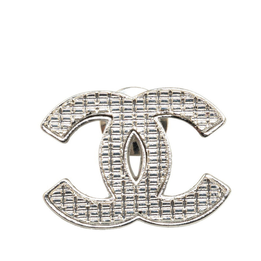 Chanel Chanel CC Logo Pendant