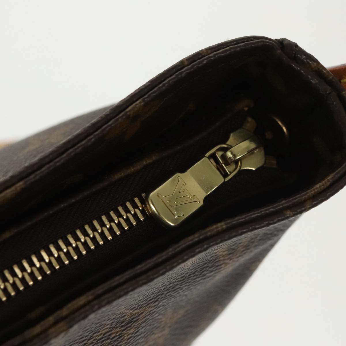 191927003.jpg