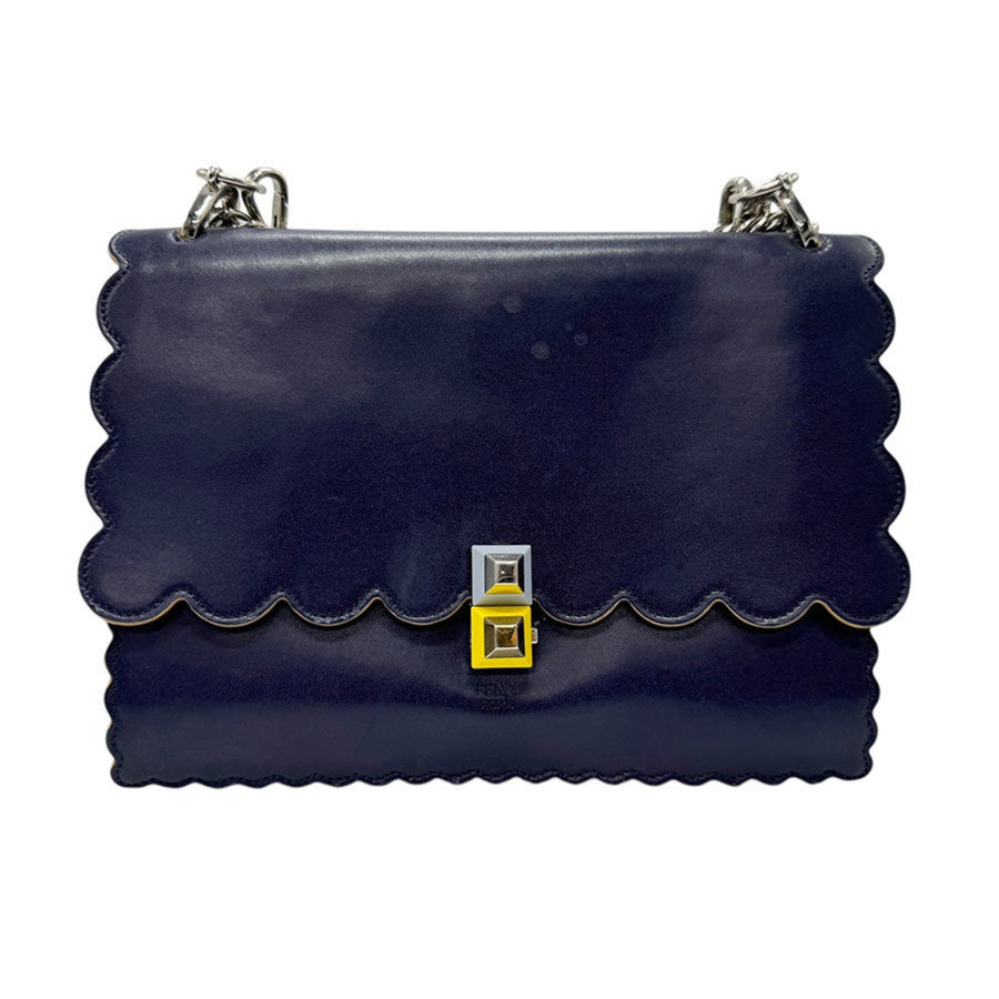 Fendi calloped Leather houlder Bag 8BT330