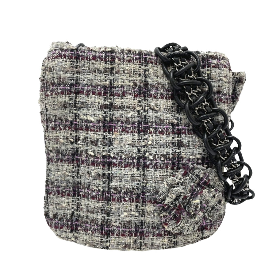 Chanel Tweed Chain Bag Model Tweed