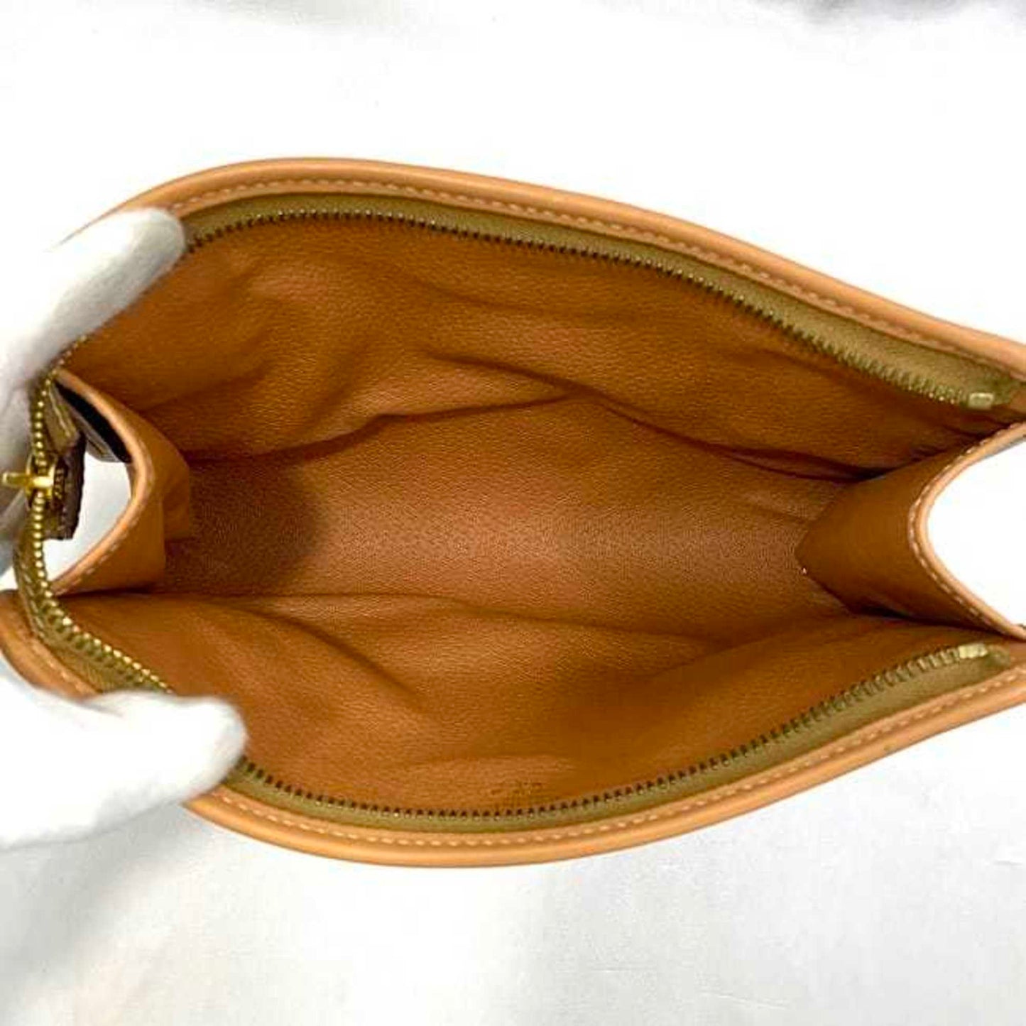 192037310.jpg