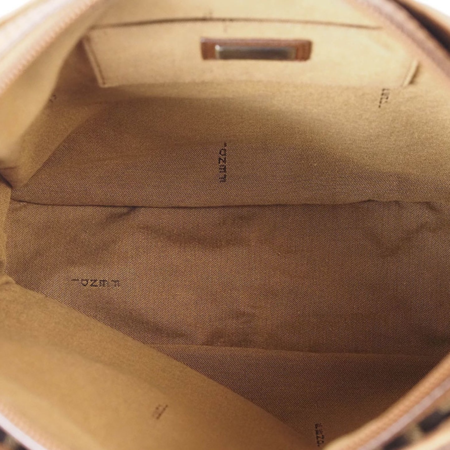 192049671.jpg