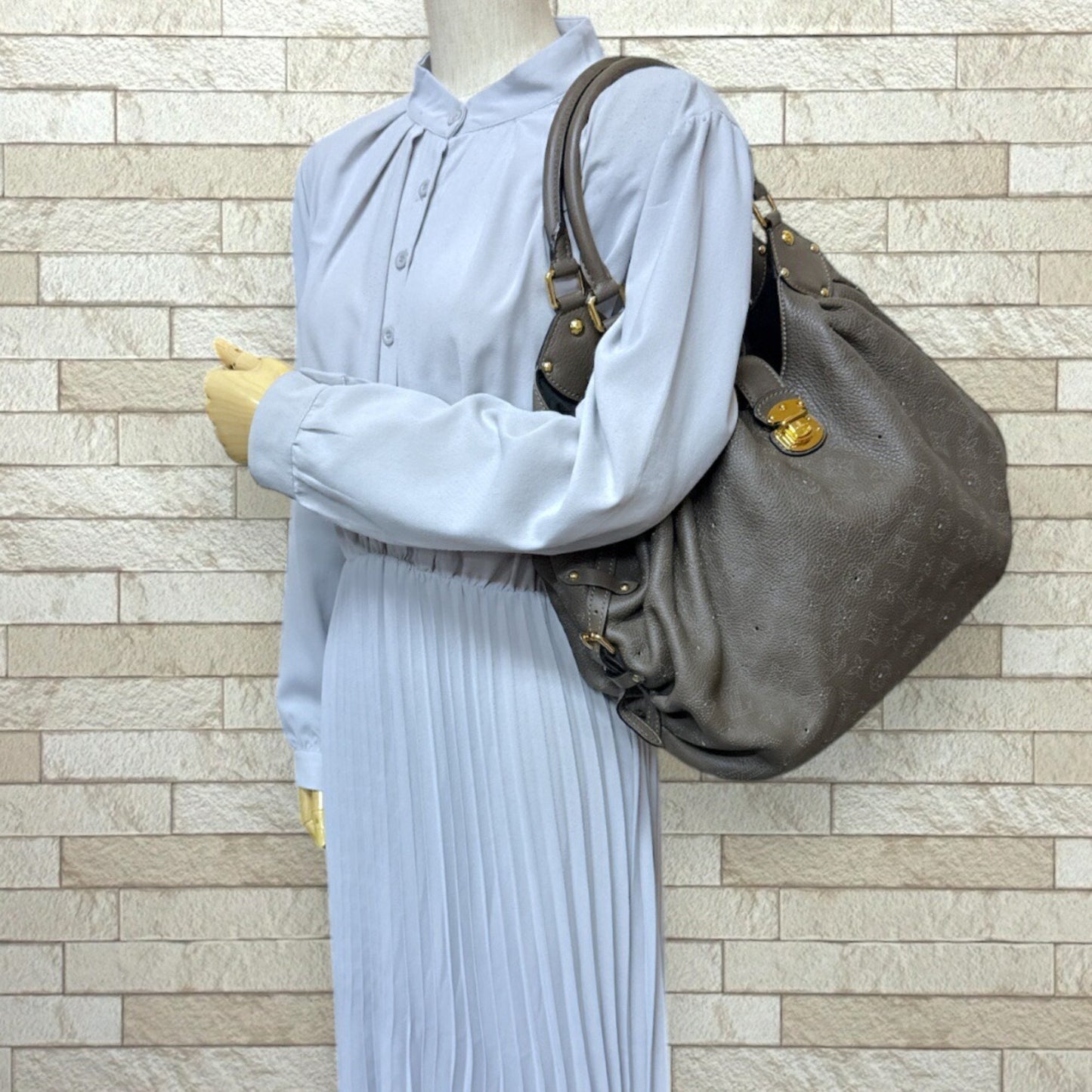 192058576.jpg