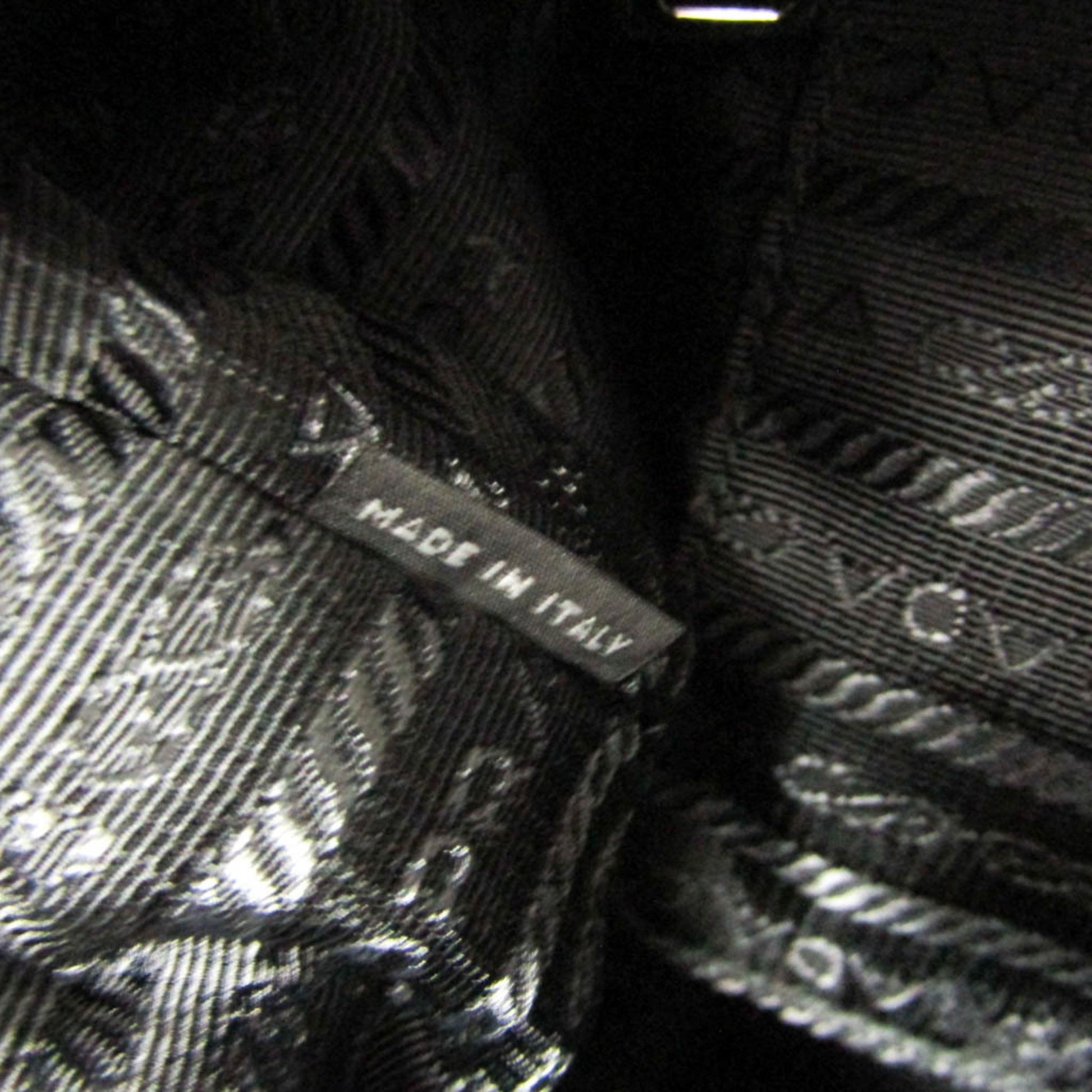 192073323.jpg