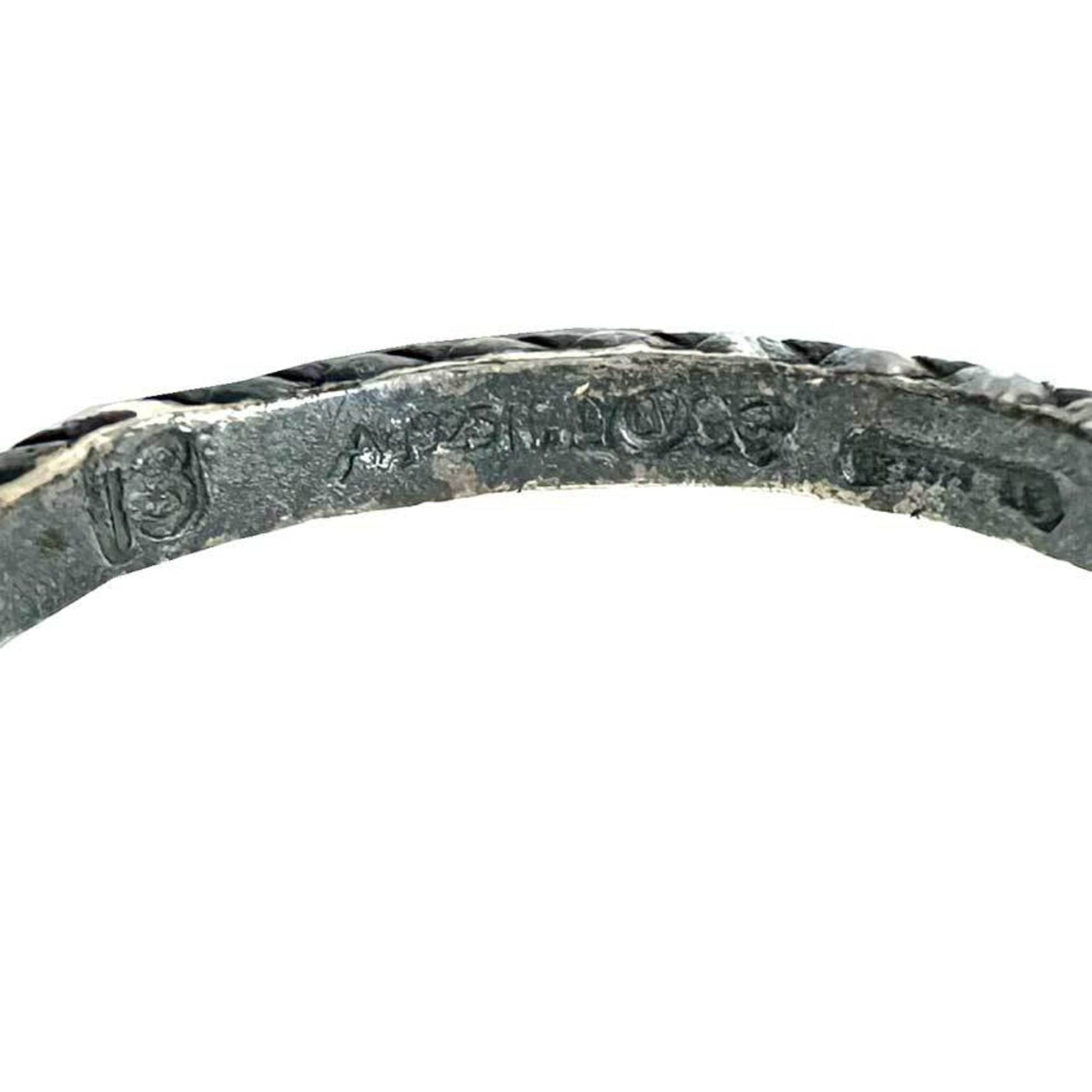 192089725.jpg