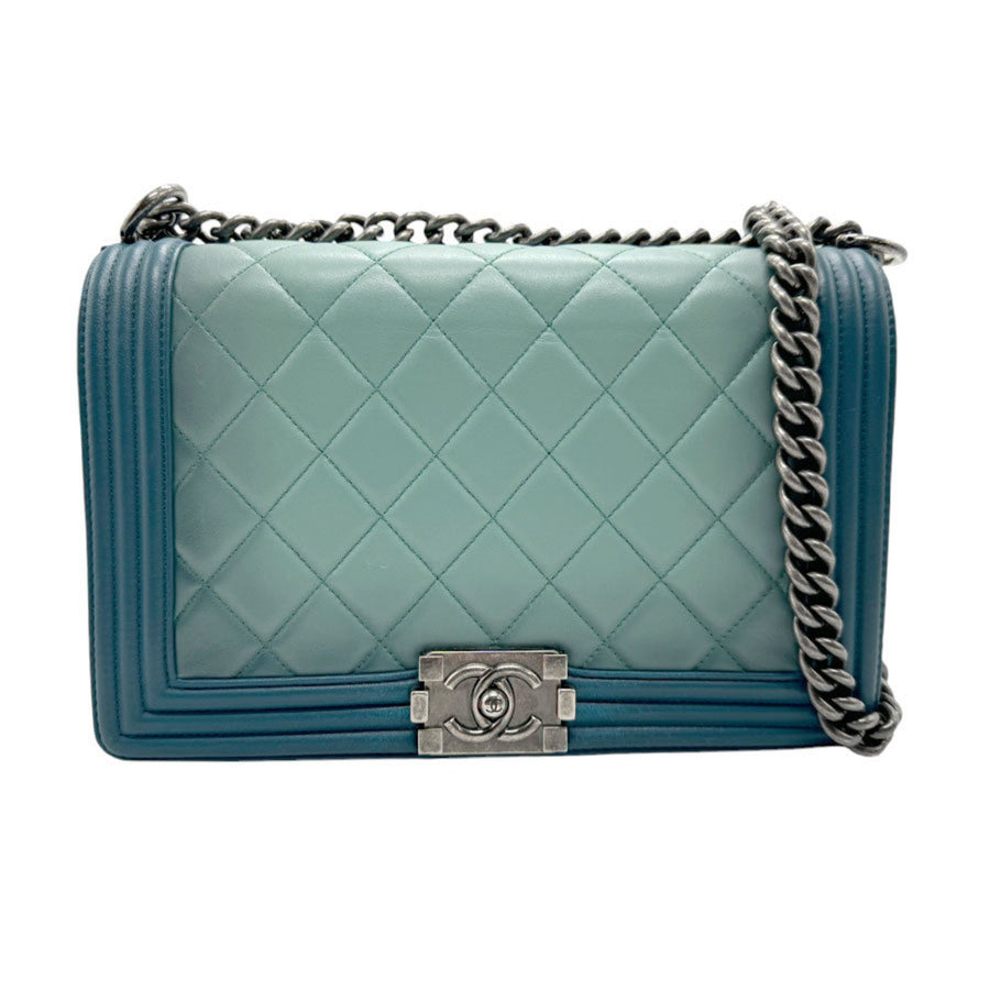 Chanel Boy Chanel Shoulder Bag A67086