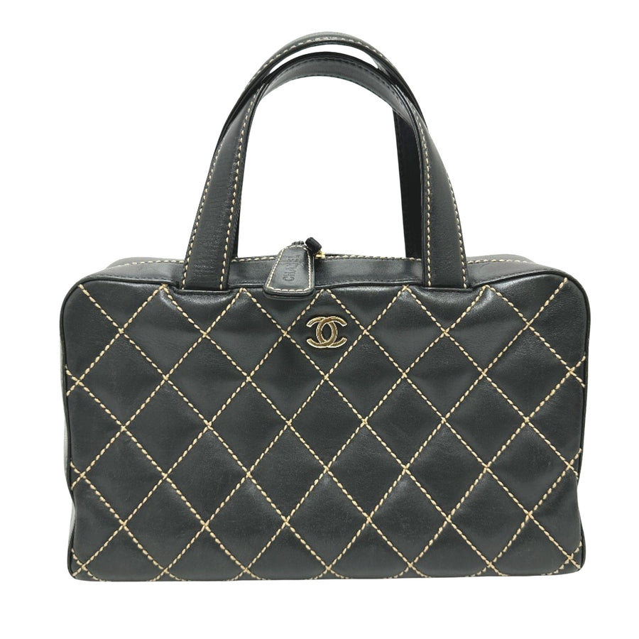 Chanel Quilted Leather Handbag Diamond Style