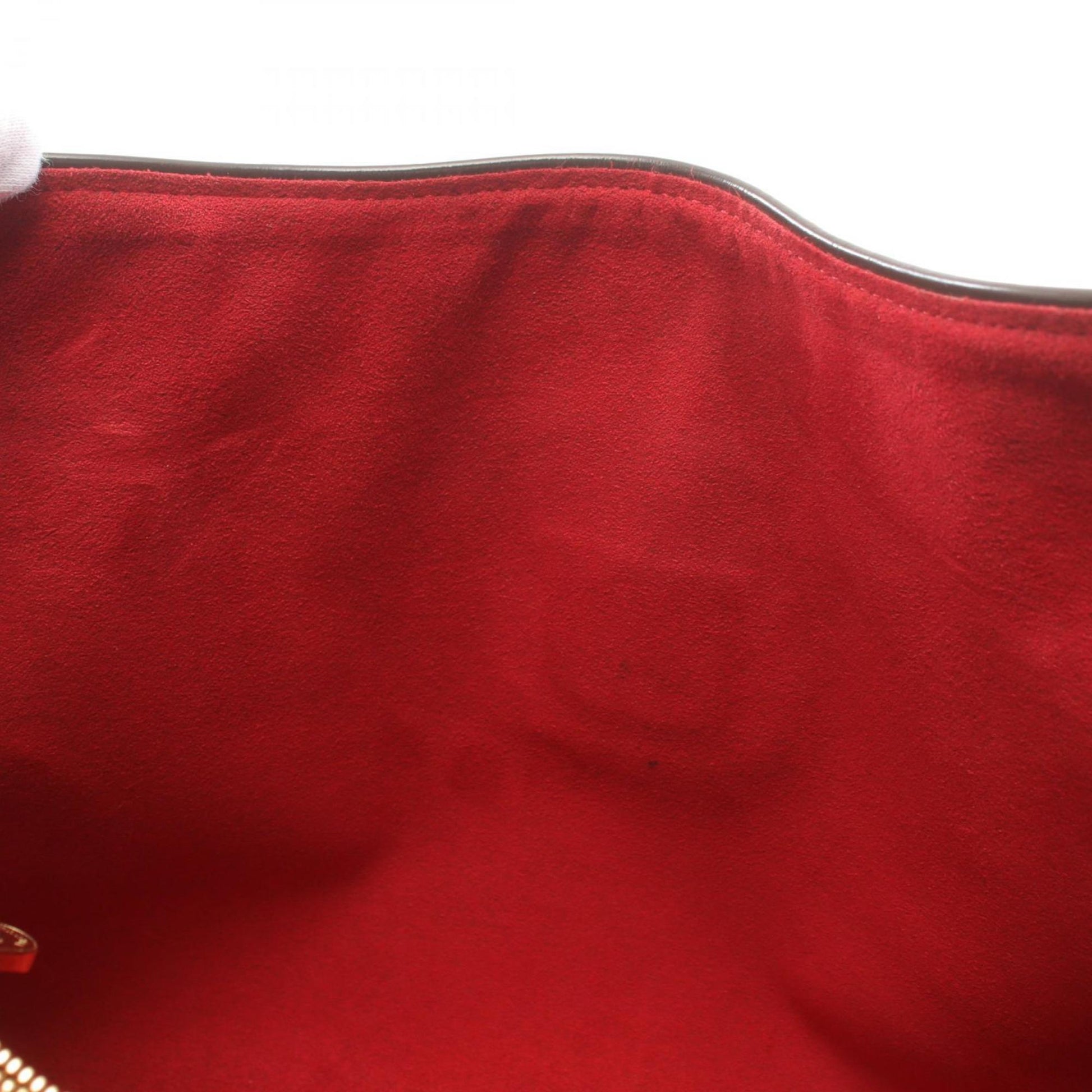 192126056.jpg