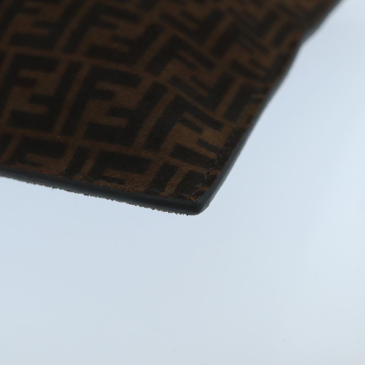 192136585.jpg
