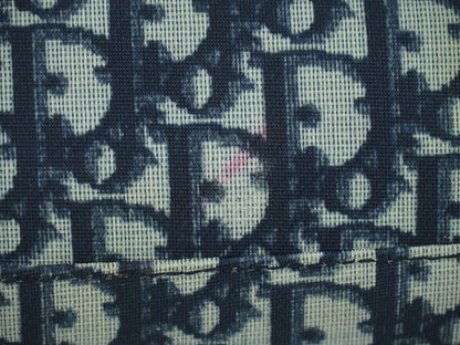 193934703.jpg