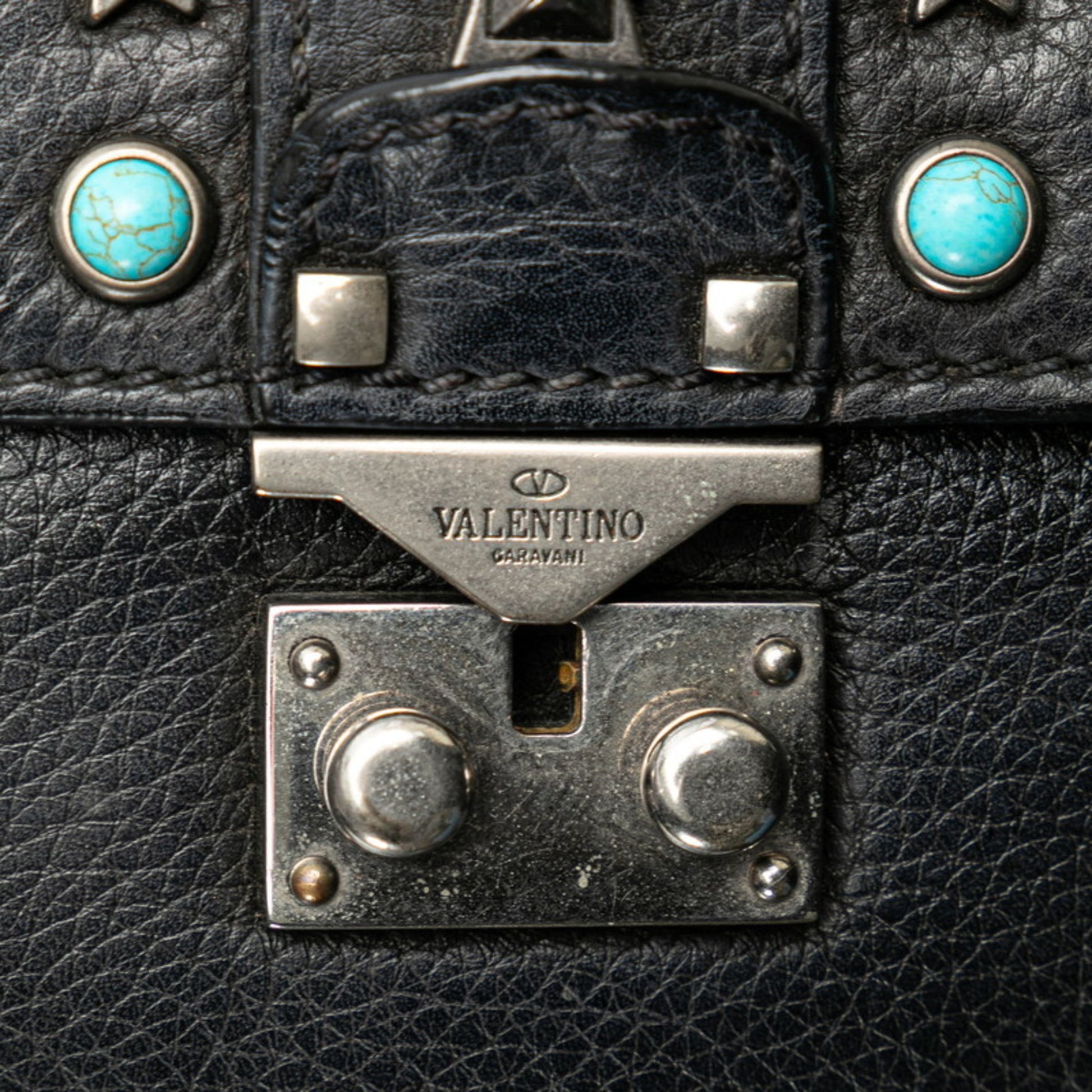 195207879.jpg