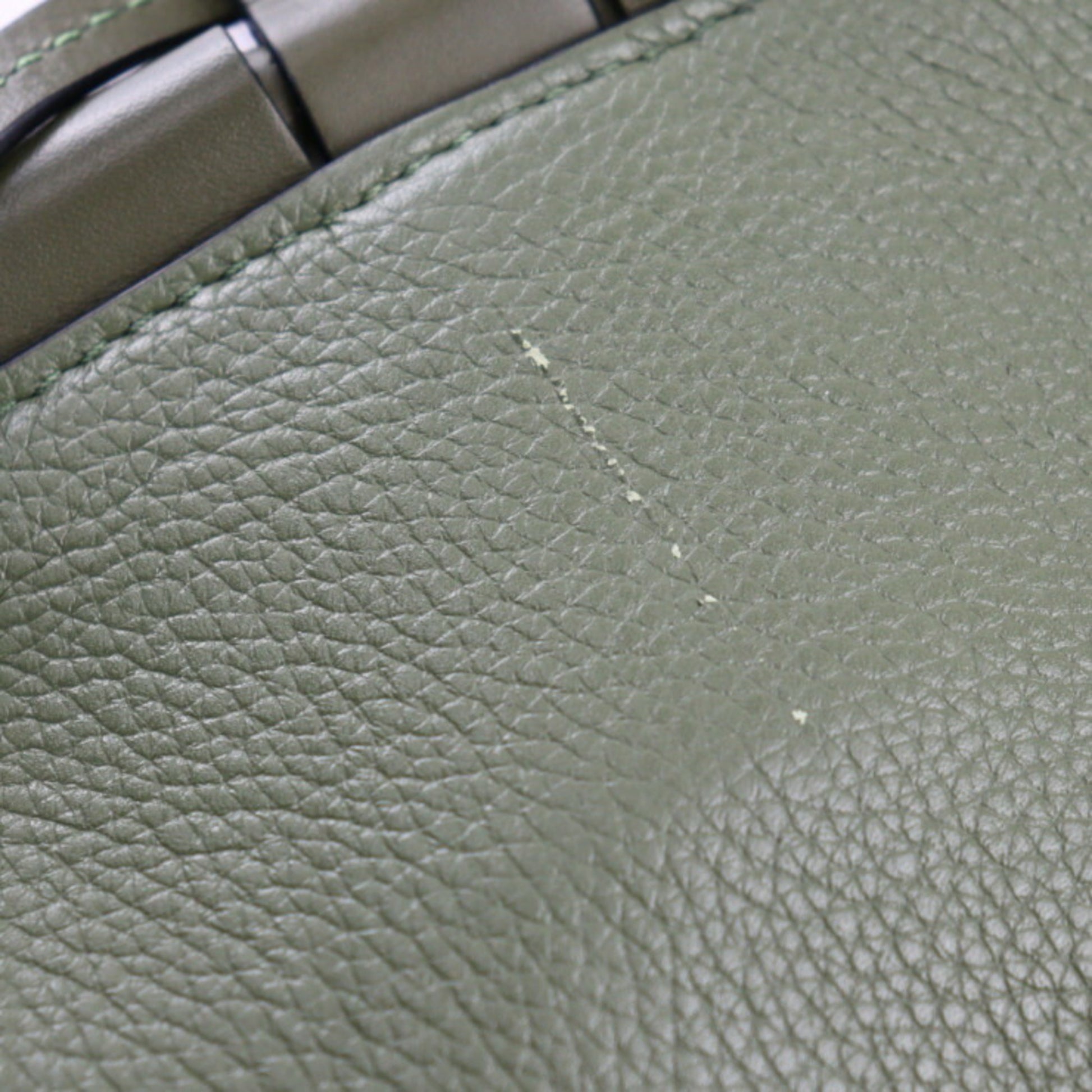 197176284.jpg