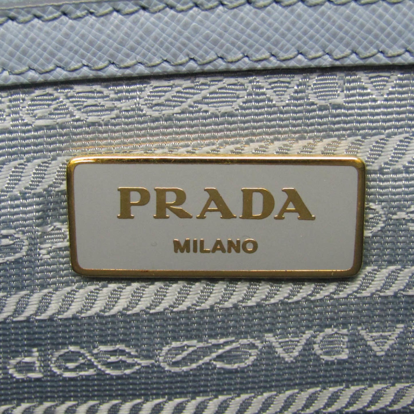 197196687.jpg