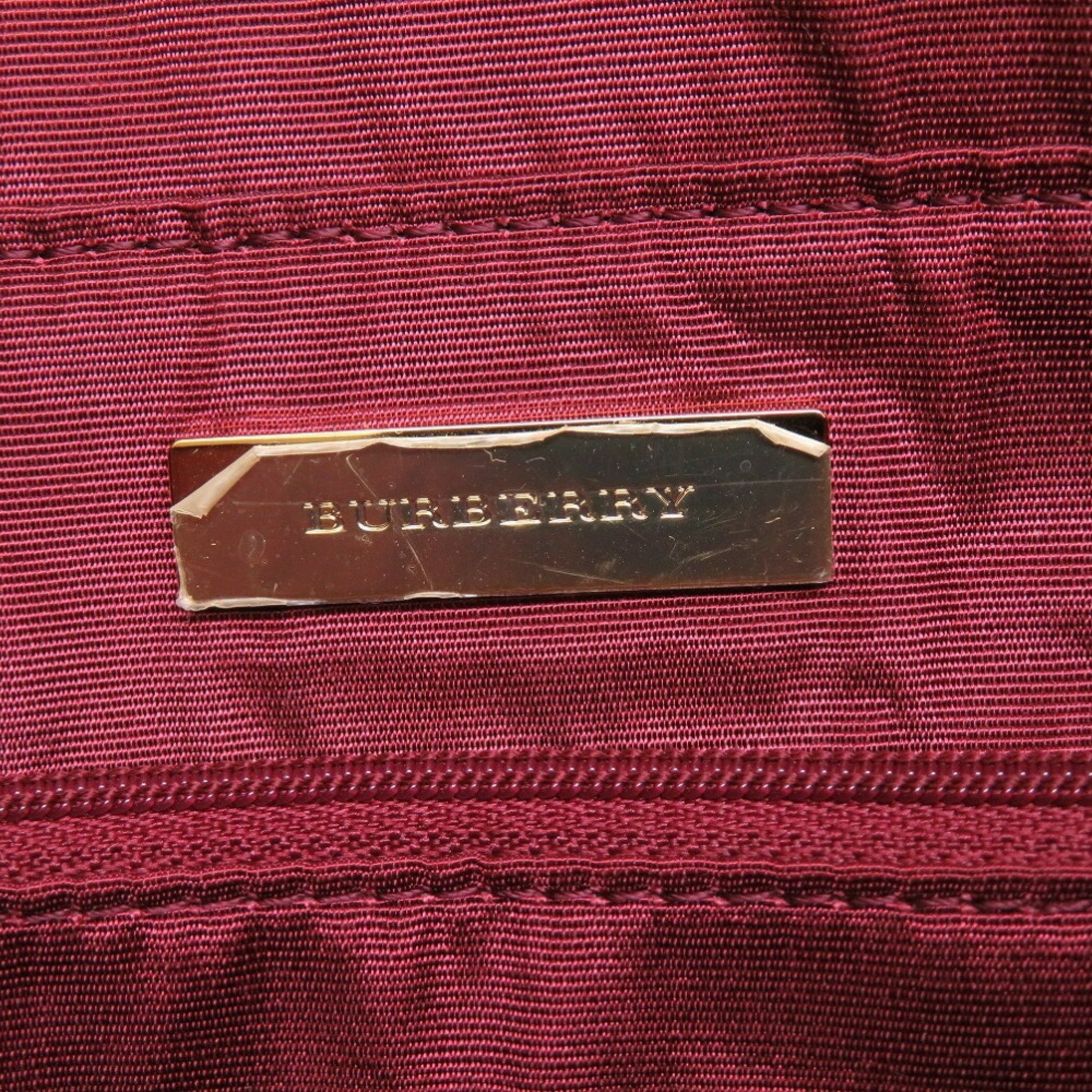197209028.jpg