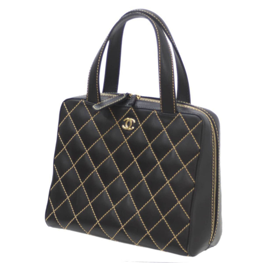 Chanel Diamond Quilted Handbag