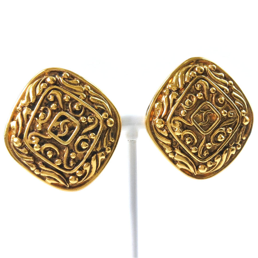 Chanel Vintage CC Logo Earrings Goldtone Metal