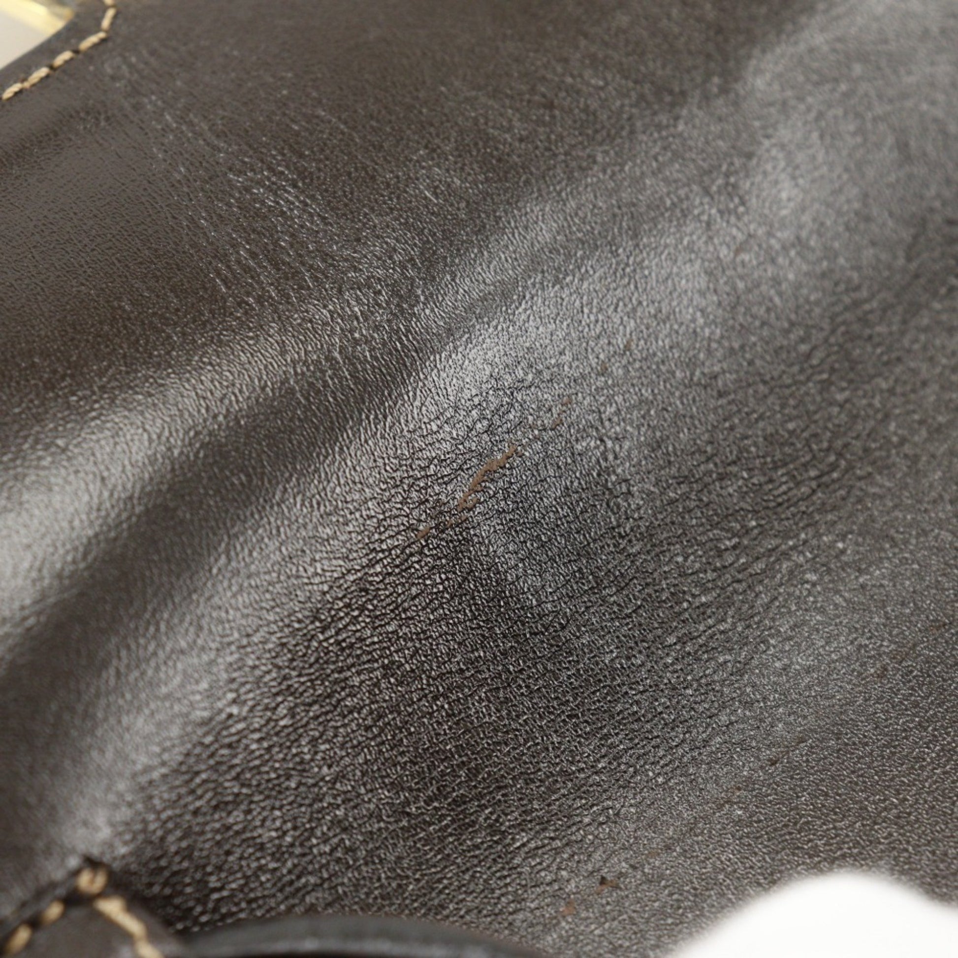 198028363.jpg