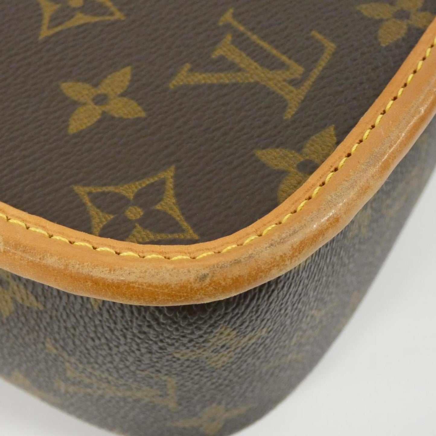 Louis Vuitton Monogram Canvas Brown Shoulder Bags