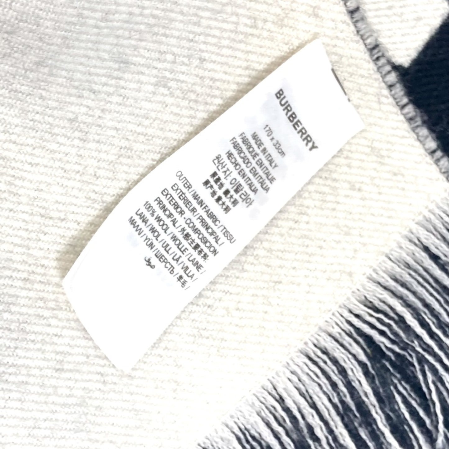 Burberry Wool Black Scarves