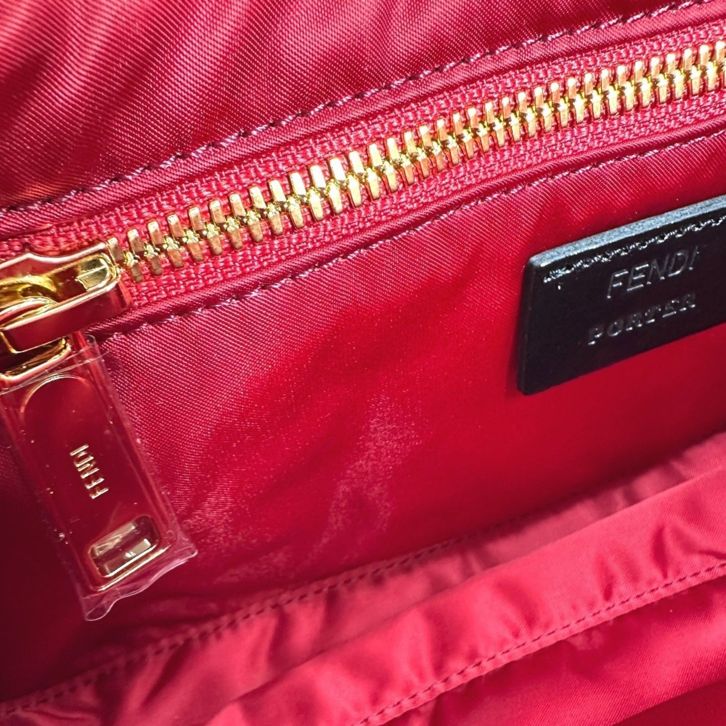 Fendi Nylon Red Shoulder Bags