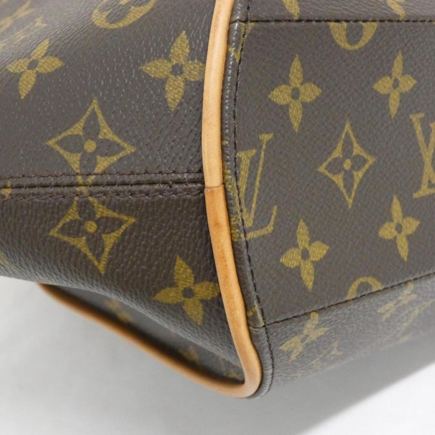 Louis Vuitton Coated Canvas Brown Handbags