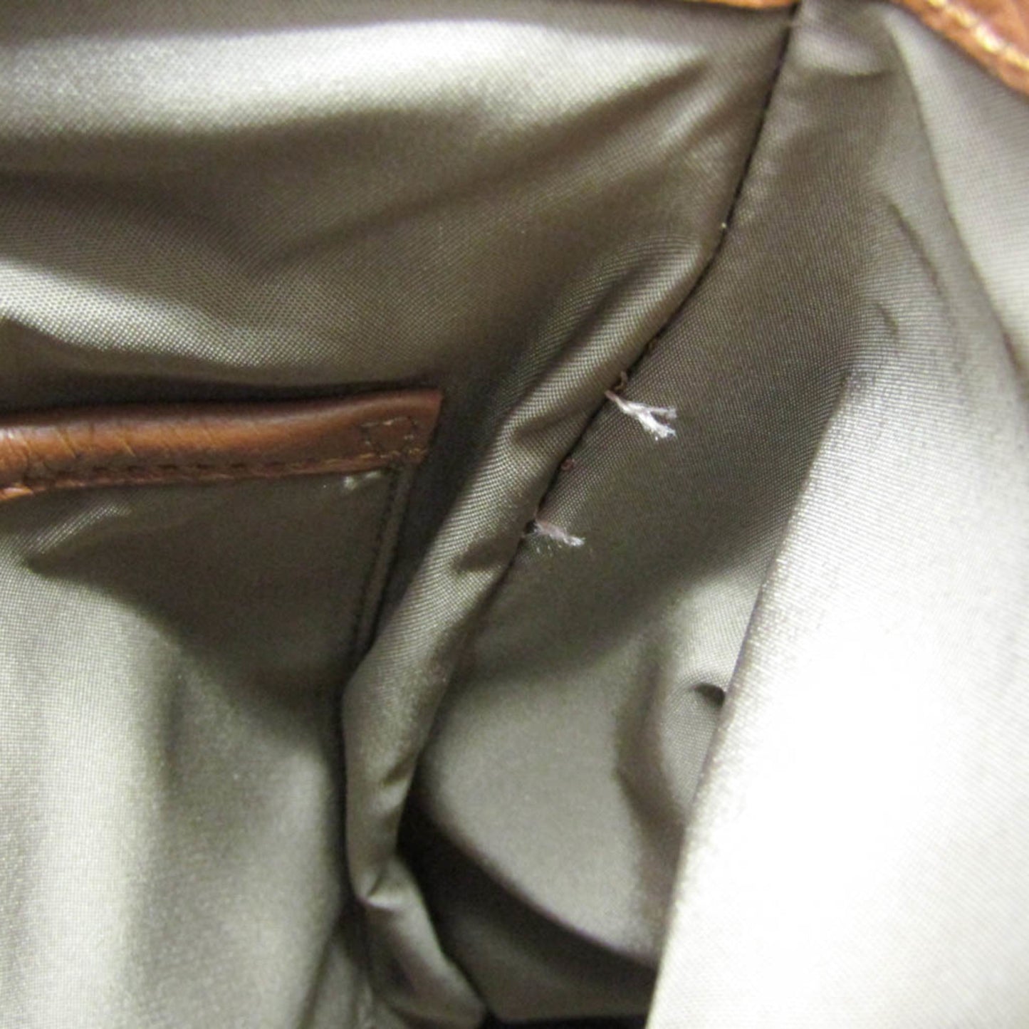 Tod's Others Brown Tote Bags