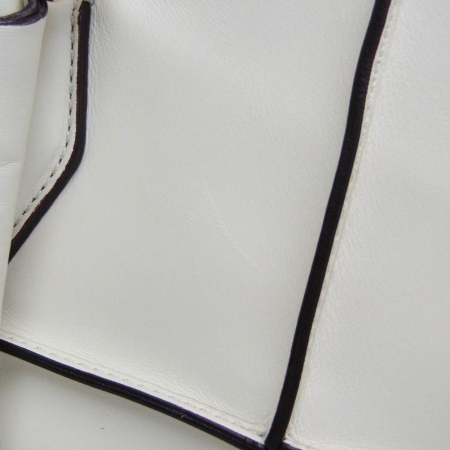 Tod's Others White Handbags