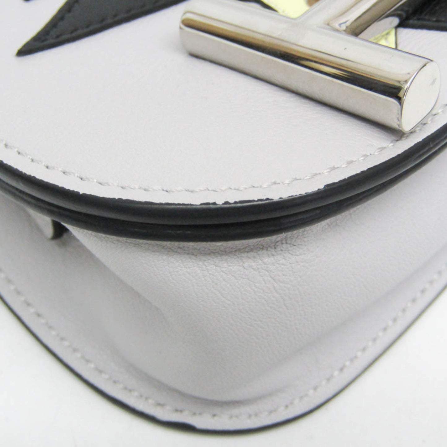 Tod's Others Black Shoulder Bags
