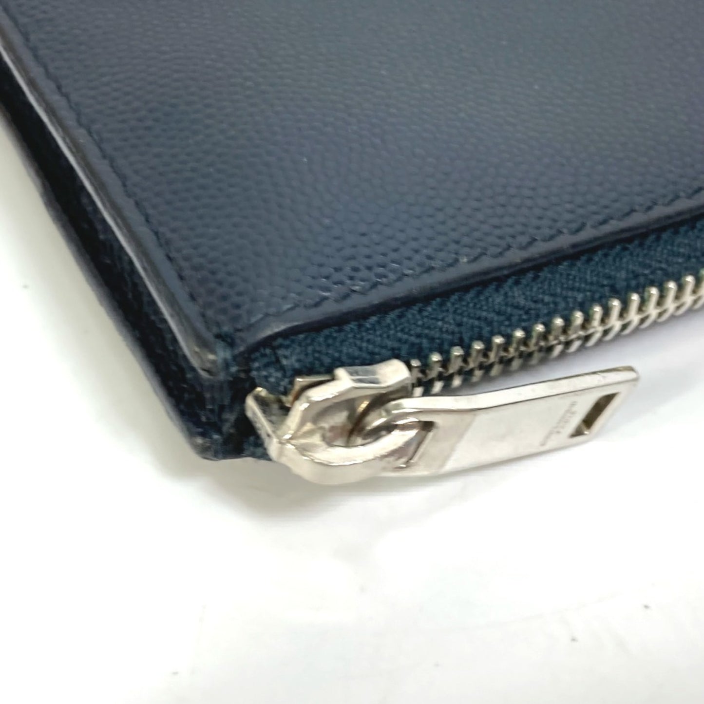 Saint Laurent Others Blue Clutch Bags