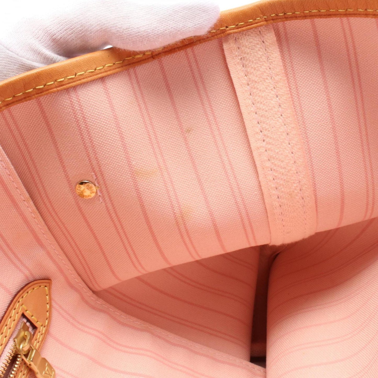 Louis Vuitton Coated Canvas White Tote Bags