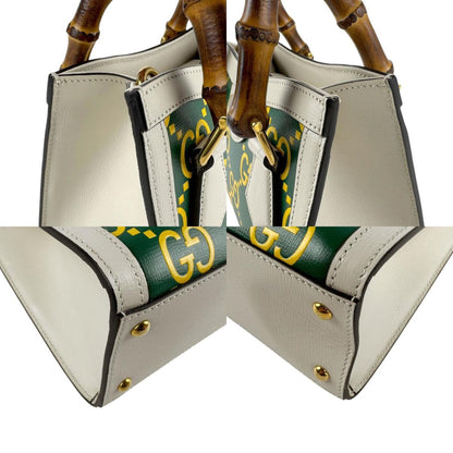 Gucci Others Green Handbags