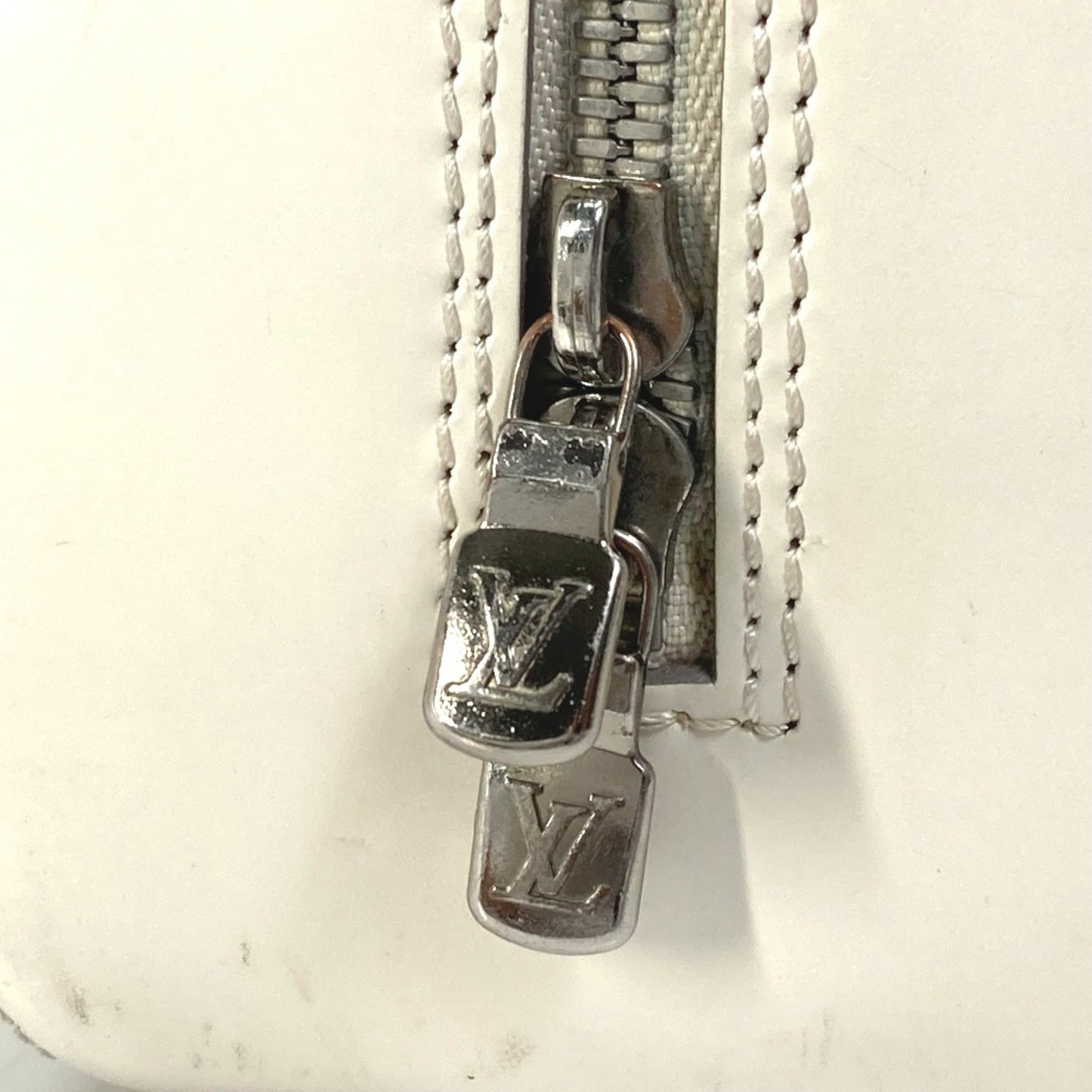 Louis Vuitton Others White Handbags