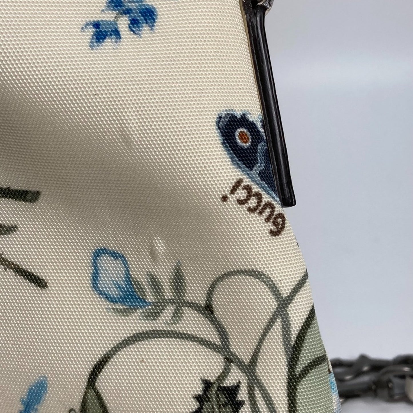 Gucci Pvc White Shoulder Bags
