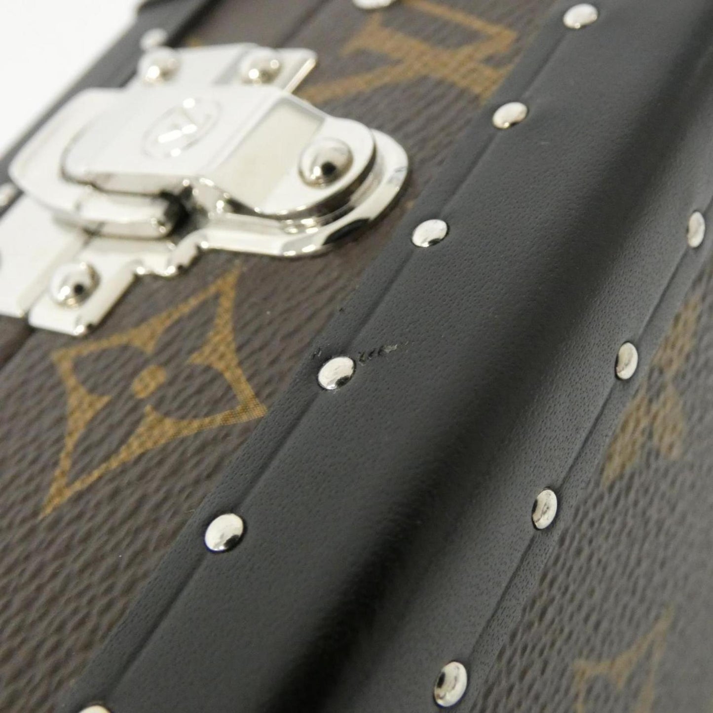 Louis Vuitton Coated Canvas Brown Clutch Bags
