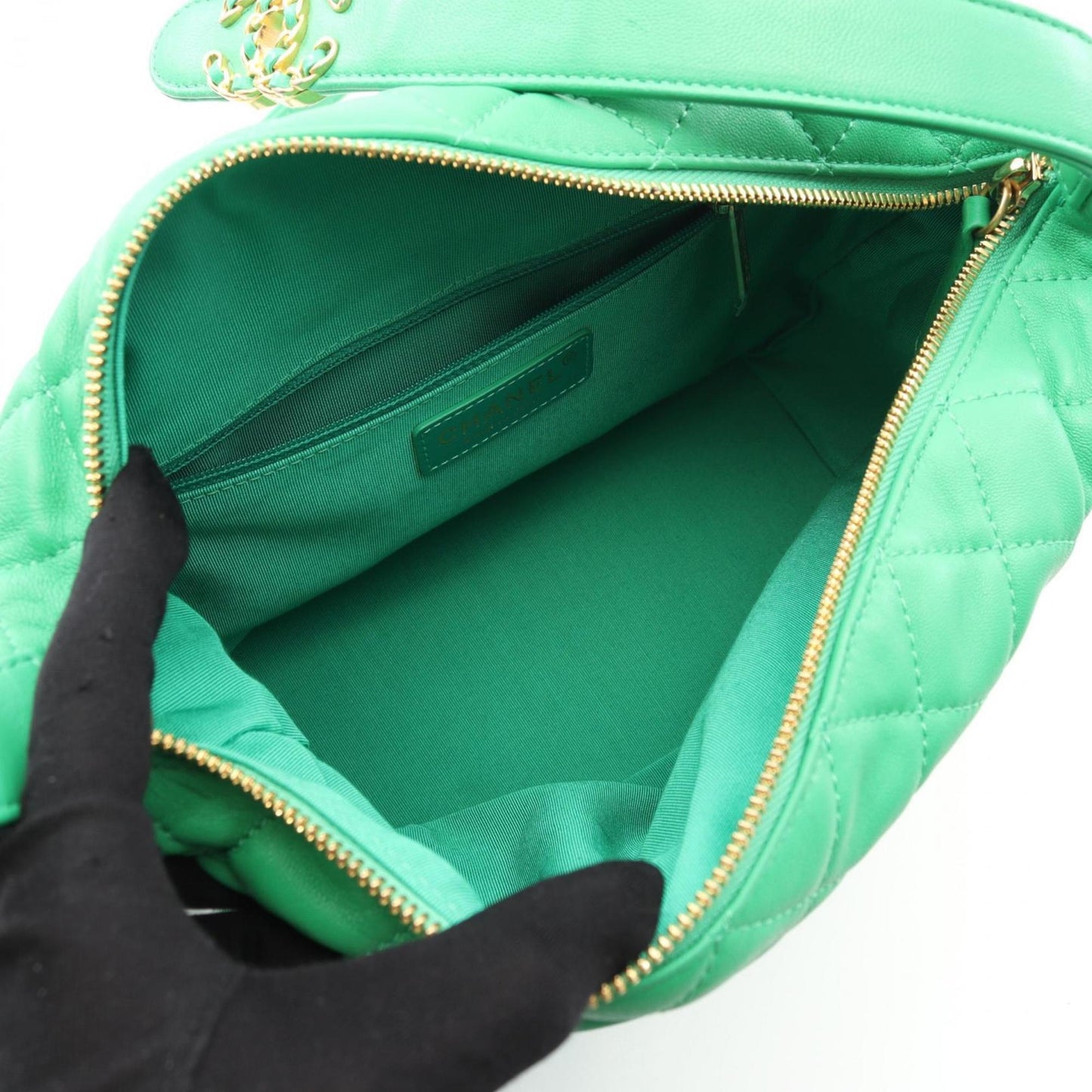 Chanel Others Green Shoulder Bags
