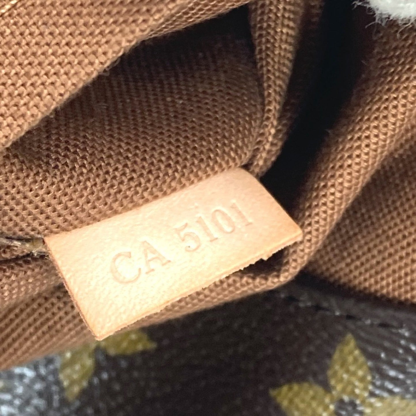 Louis Vuitton Monogram Canvas Brown Shoulder Bags