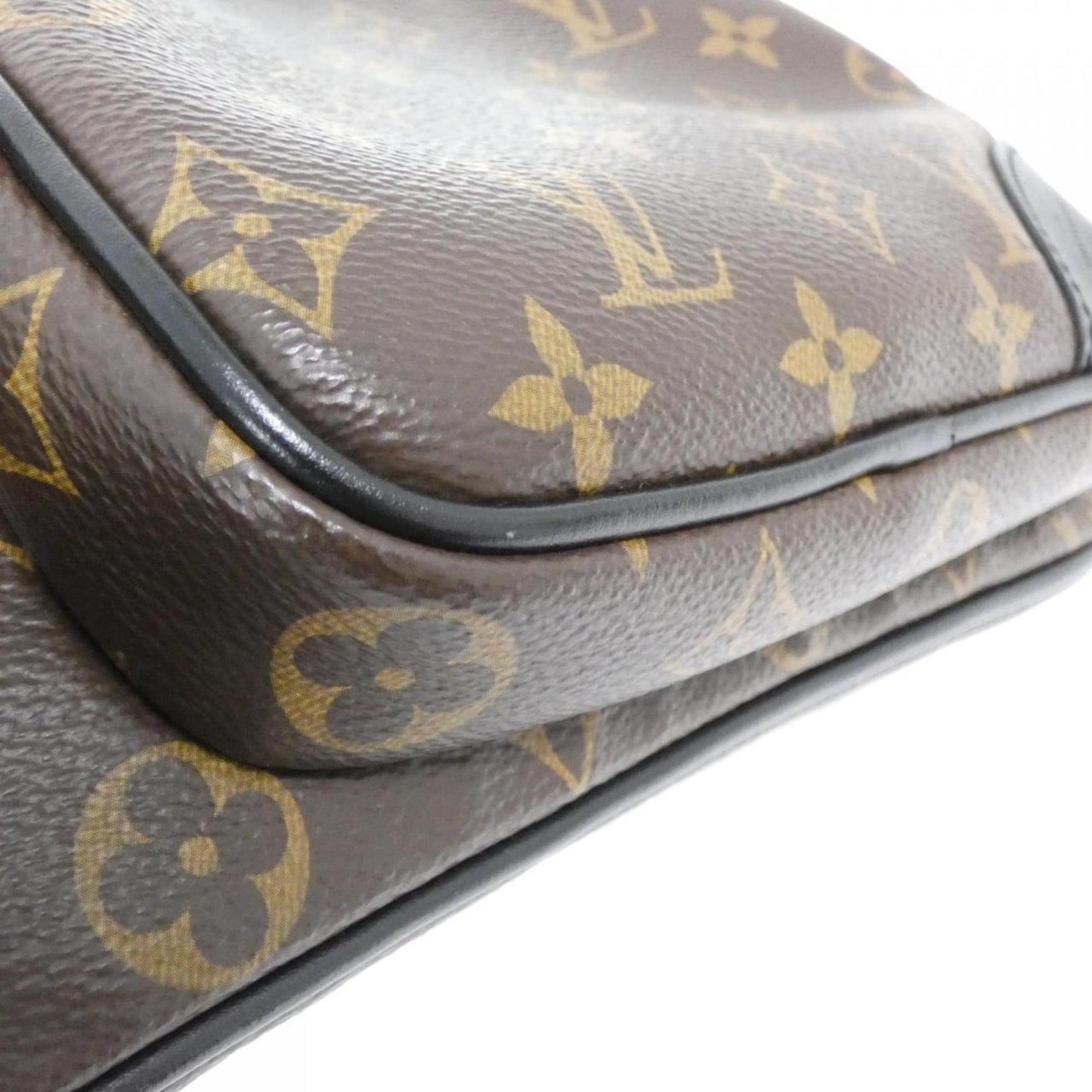 Louis Vuitton Coated Canvas Brown Shoulder Bags