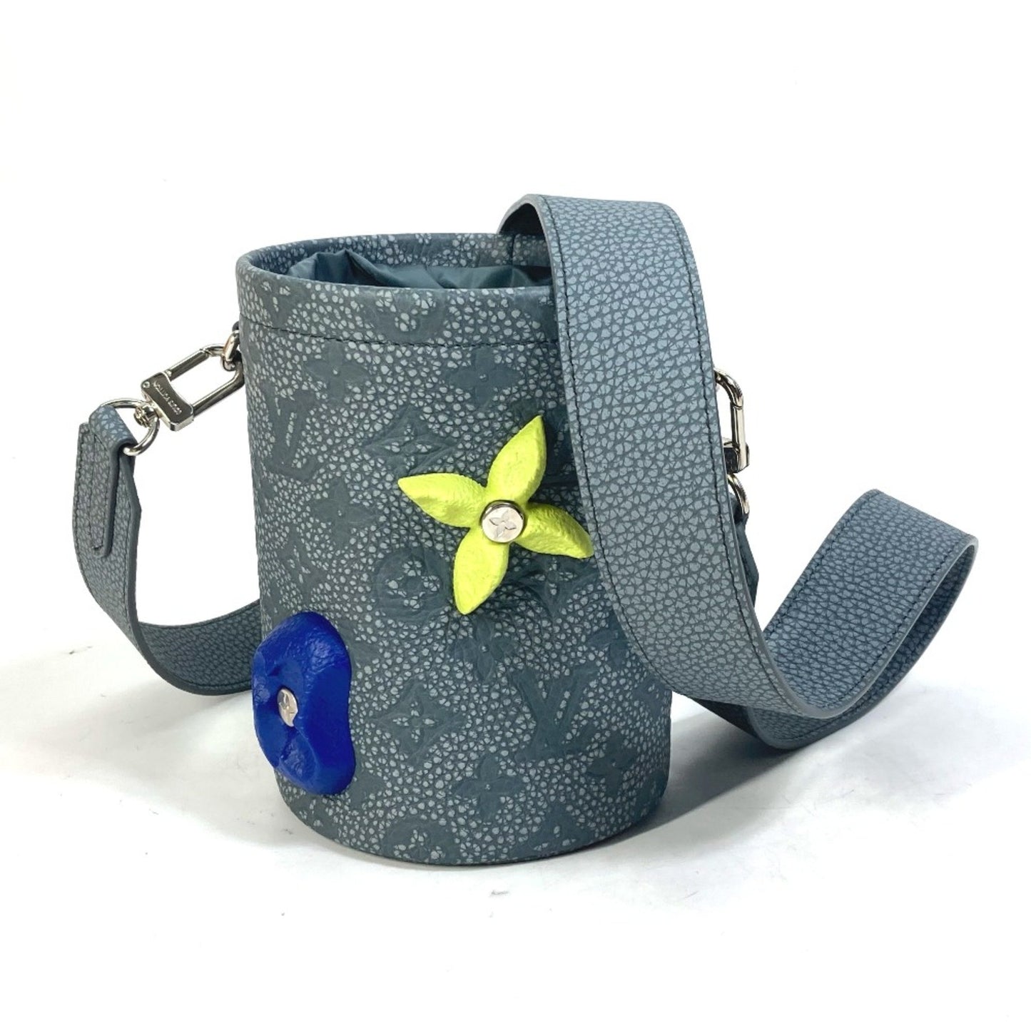 Louis Vuitton Others Gray Shoulder Bags