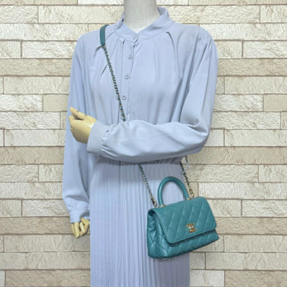 Chanel Calfskin Green Shoulder Bags