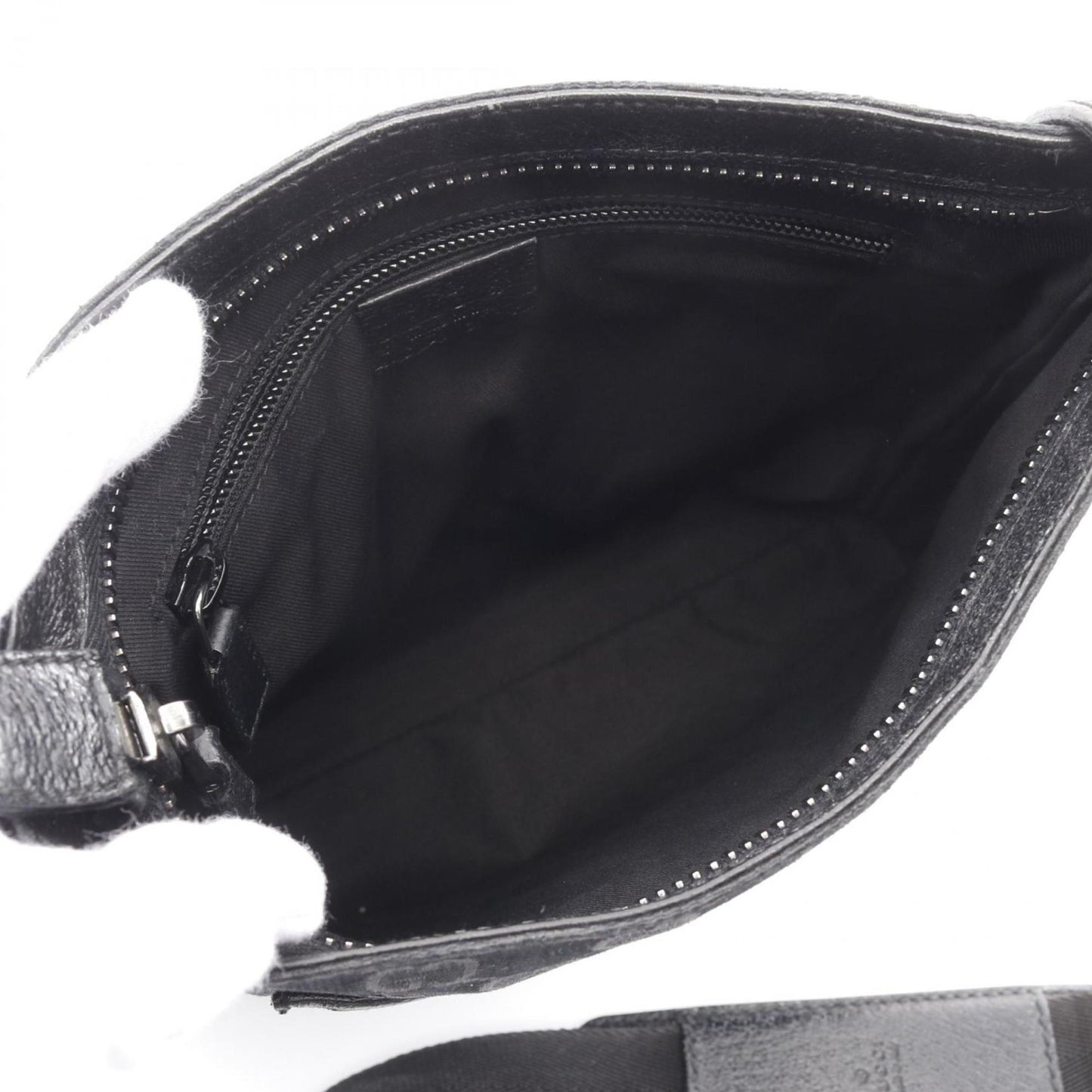Gucci Canvas Black Shoulder Bags
