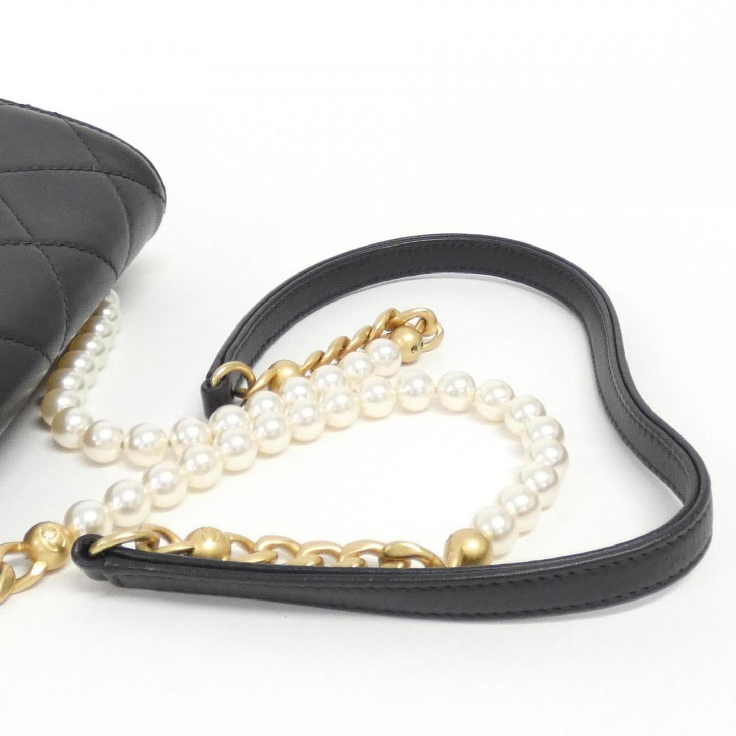 Chanel Pearls Black Shoulder Bags