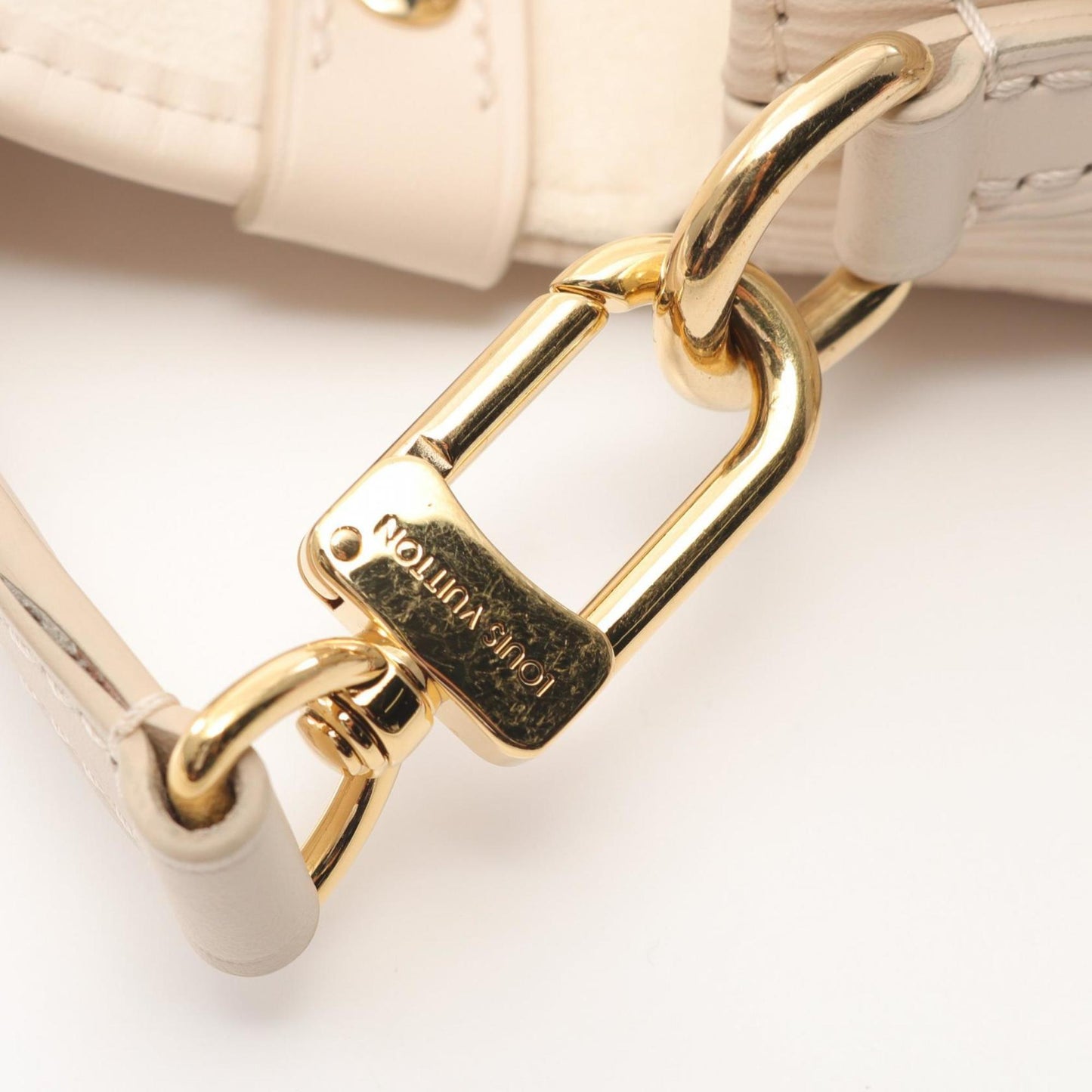 Louis Vuitton Epi White Handbags