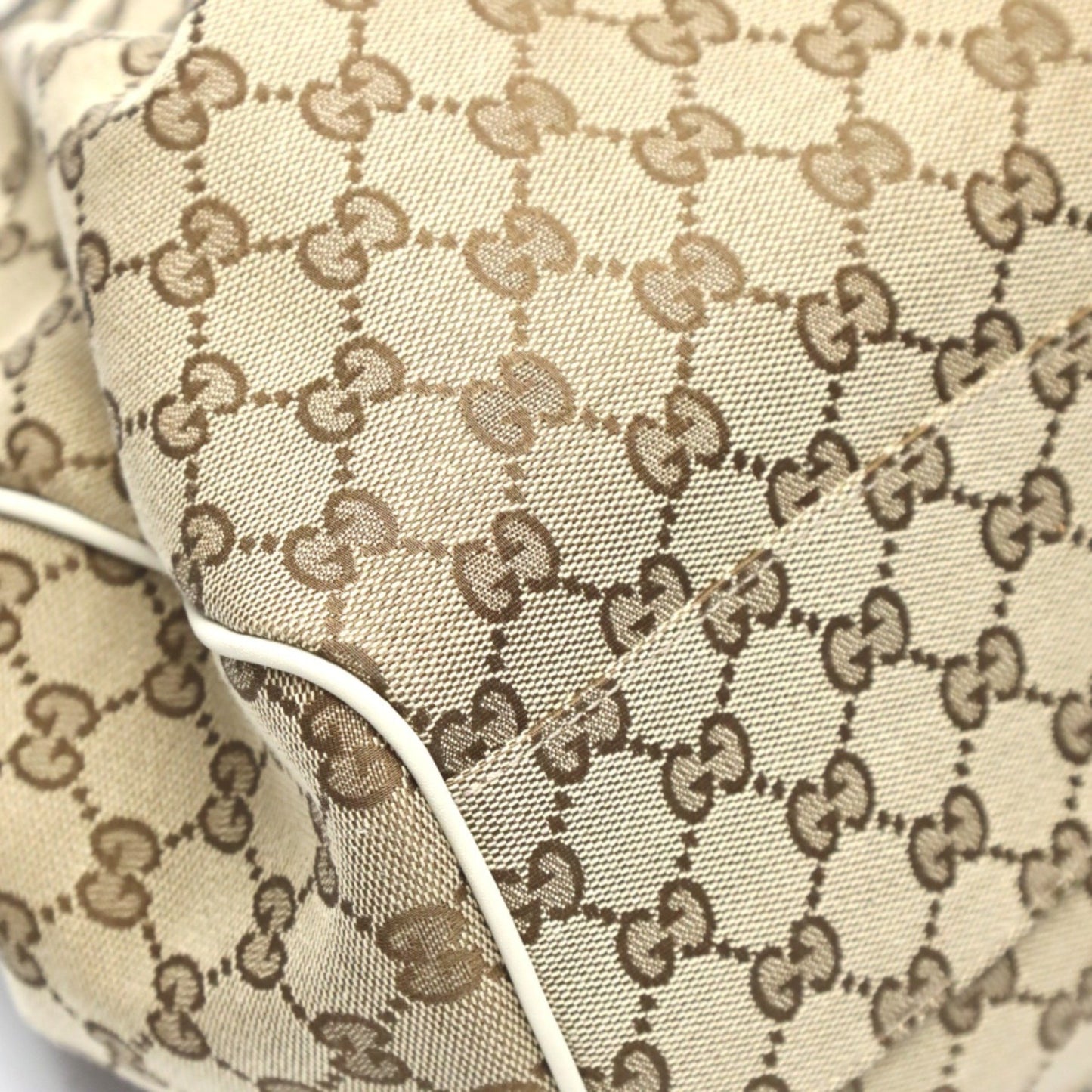 Gucci Canvas Brown Handbags