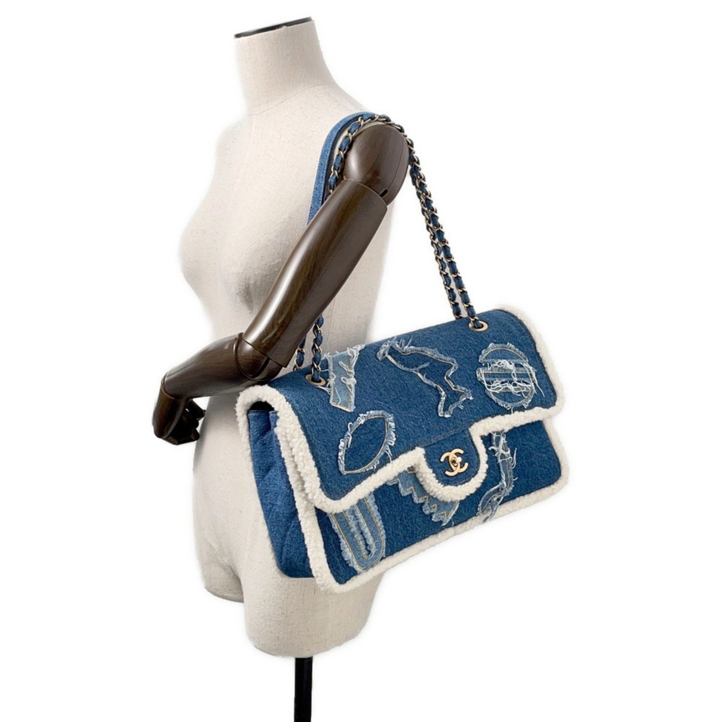 Chanel Denim Blue Shoulder Bags