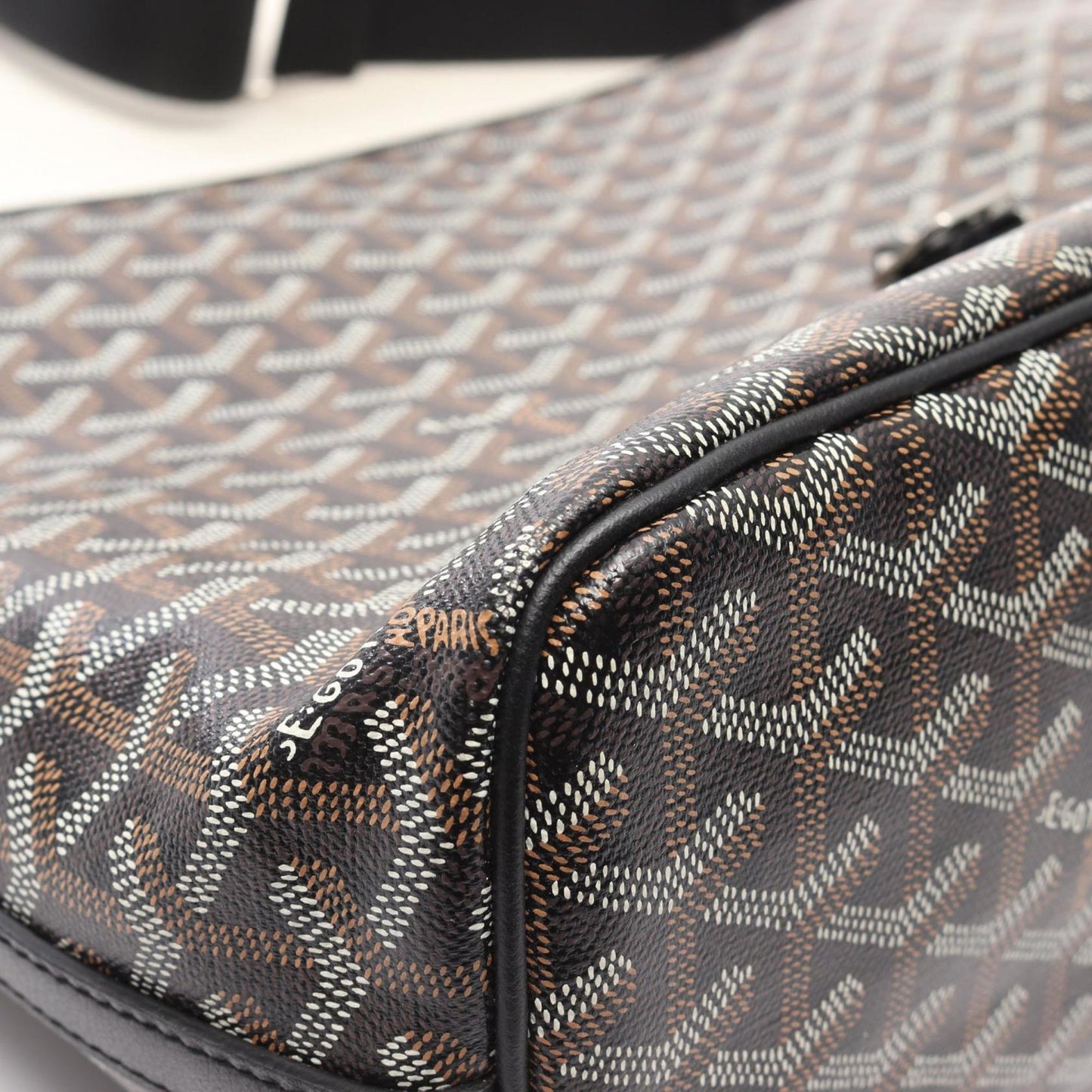 Goyard Coated Canvas Black Shoulder Bags