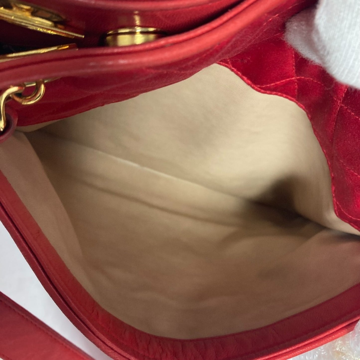 Chanel Satin Red Shoulder Bags