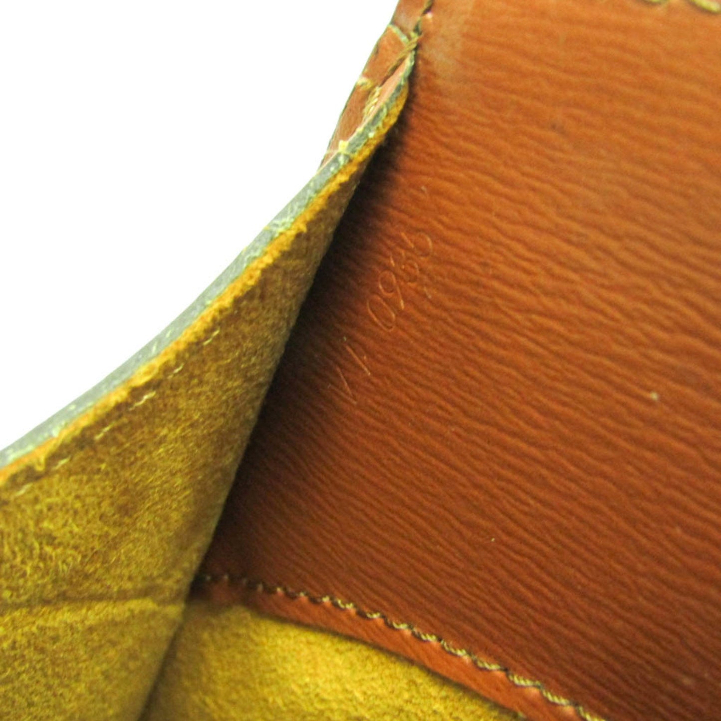 Louis Vuitton Epi Brown Shoulder Bags