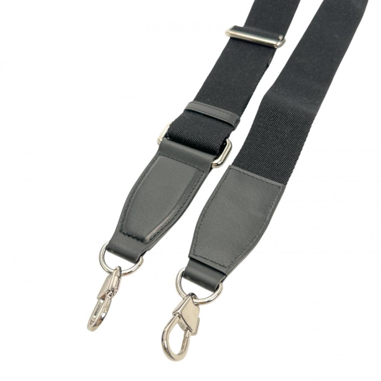 Gucci Nylon Black Shoulder Bags